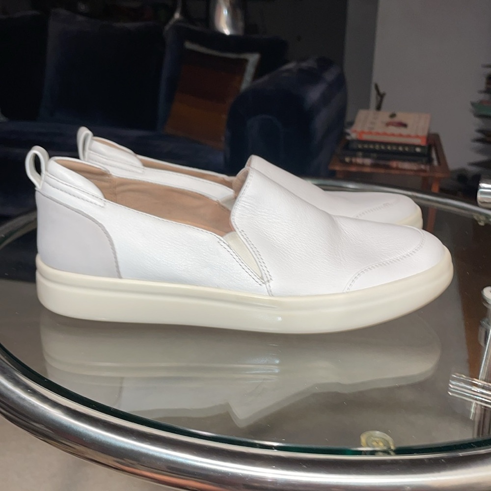 Vionic White Leather Slip On Sneakers